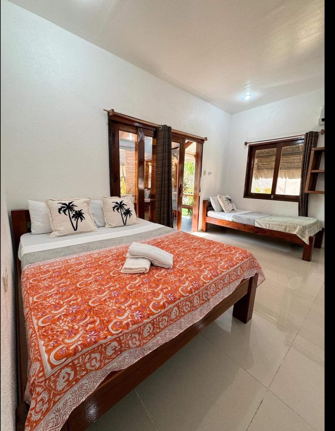 Casa De Loren Family Room General Luna  Ngoại thất bức ảnh